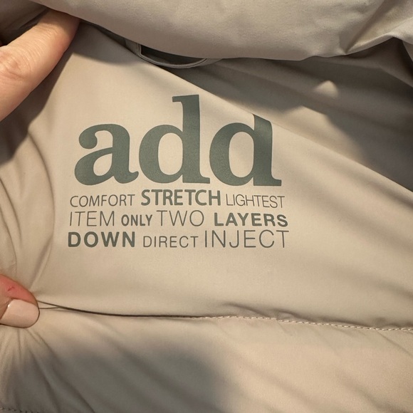 ADD Revolve Down Short Jacket Puffer Coat Blush Taupe Women’s size 8 - Picture 5 of 8